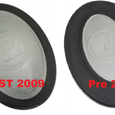 Picture shows 2 labelled Oval Hatches Pre and Post 2009- note the size of the grey centre and width of the rim