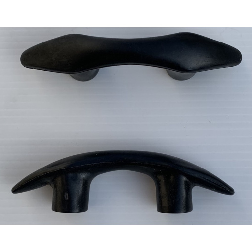 Tie Off Horn Cleat Top and side view showing curves