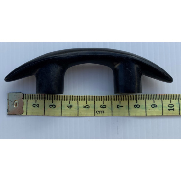 Tie Off Horn Cleat side view with Measure showing overall length 10cm